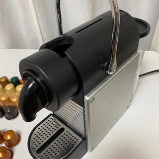 【受付終了】ネスプレッソ　コーヒーマシン　カセット45個つきの画像