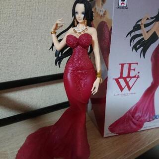 ワンピース ボアハンコック フィギュア紅白セットの画像