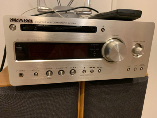 tannoyスピーカーとkenwoodのCDプレーヤー