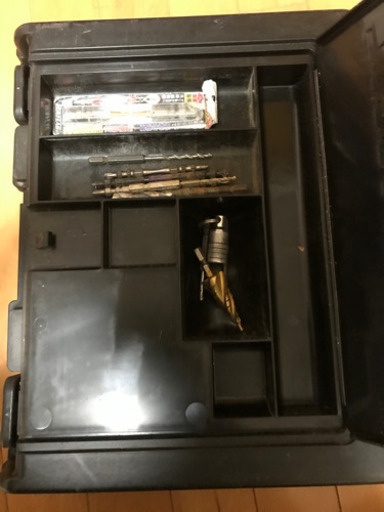 マキタ　インパクト　18V