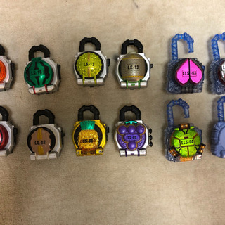 ⭐️値下げ⭐️仮面ライダー鎧武変身ベルト　DX戦極ドライバー　DXゲネシスドライバー　ロックシードの画像