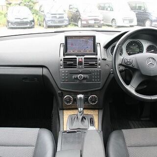 H20　メルセデス・ベンツ　C200　ステーションワゴン　KOMPRESSOR　Avantgardeの画像