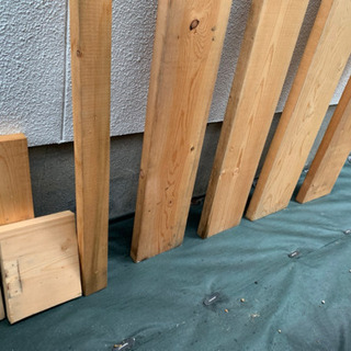 もらっていただける方　廃材　買うと高い分厚い板　スプルース
