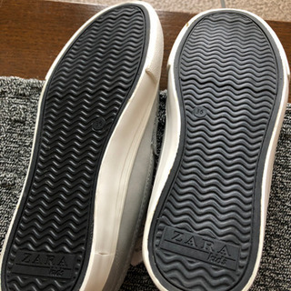ZARA      23.5センチ　　新品の画像