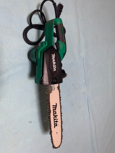 マキタ　電動チェーンソー　makita
