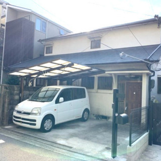 敷地内駐車場1台付きテラスハウス♫希少な小型犬飼育可能♫阪急駅ま...