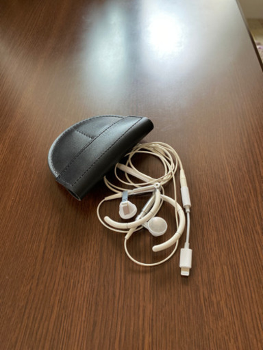 Bang & Olufsen イヤホンイヤーフック型 ホワイト