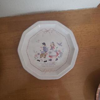 お皿一枚