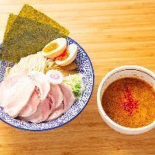 メディアでも多く取り上げられているラーメン店でスタッフ募集！