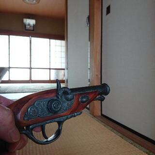 モデルガンの画像