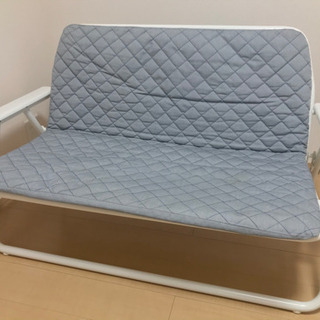 【終了・受け渡し決まりました】2人掛け折りたたみソファ IKEA