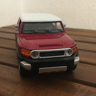 TOYOTA  トヨタ　FJクルーザー　ミニカー　中サイズの画像