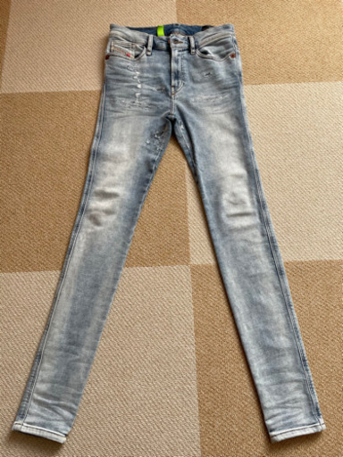 DIESEL D-Reeft JoggJeans® 069UC W26