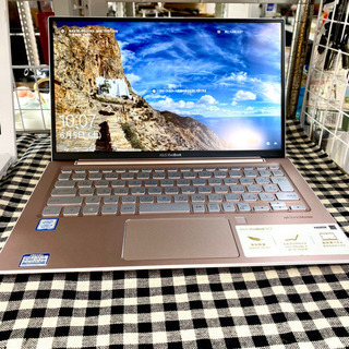 ASUS VivoBook  S13  ノートパソコン　