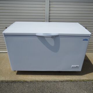 山口)下松市より　冷凍ストッカー TBCF-377-RH 容量377L(テンポス) 幅135.6cm×奥行75.8cm×高さ82.5cm BIZHF07H