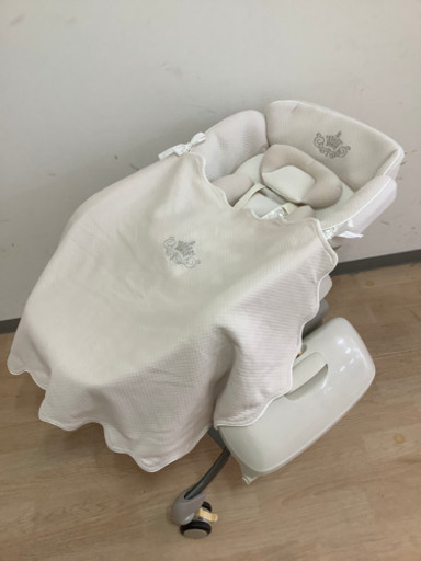 combi(コンビ)電動ハイアンドローチェア / ロアンジュオートウイングEX