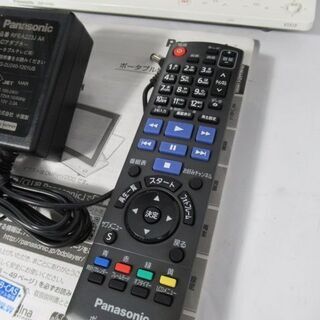 JAKN2506/ポータブルテレビ/ワンセグ/小型/コンパクト/ホワイト/パナソニック/Panasonic/DMP-HV200/中古品/の画像