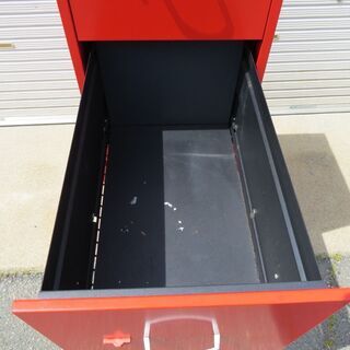 山口)下松市より　キャビネット(赤)40cm×61.8cm×133.5cm　BIZHF08Hの画像