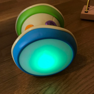 combi 光るにぎやかドラムの画像