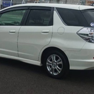 総額39万！H24のホンダ　フィットシャトル　ハイブリッド　プレミアム上級グレード　車検2年付き（令和5年4月）自動車税含むの画像