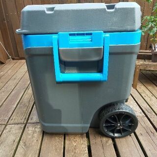 イグルー　クーラーボックス　58Lの画像
