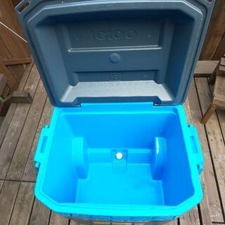 イグルー　クーラーボックス　58Lの画像