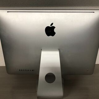 ※残り1台※iMac MC309J/A 10.8 (21.5インチ)　macOS 10.12.6 Sierra シエラ　付属品付　デスクトップ　Appleの画像