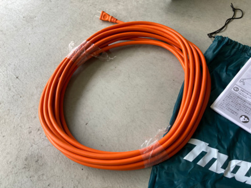 MUR1601N マキタ　草刈機　女性でも簡単