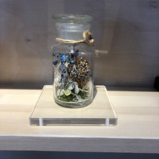 見本品なので値下げ。アクリル板 ディスプレイ インテリアの画像