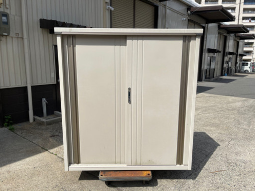 田窪/ＴＡＫＵＢＯ　物置　お庭　物入れ　鍵付き　M-117Cシリーズ　Ｗ１５２０ｘＤ６９.５０ｘＨ１６００ｍｍ