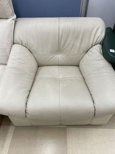 1人掛けソファ Karimoku アイボリー