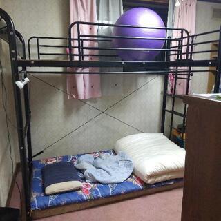 ２段ベッドの画像