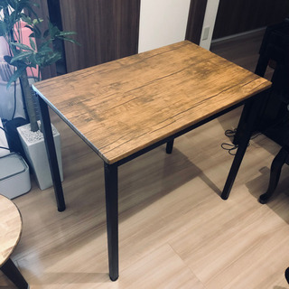 机　ほぼ未使用の画像