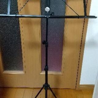 譜面台（持ち運び用のケース付き）