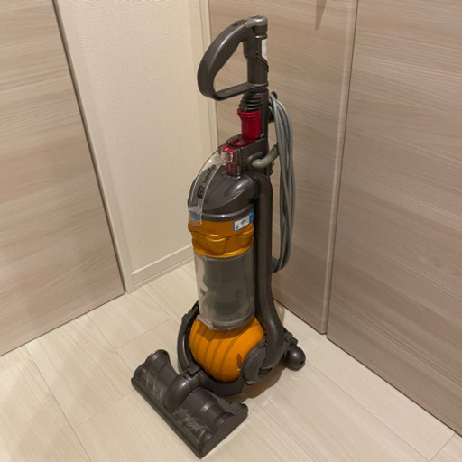 dyson ダイソン　掃除機DC24