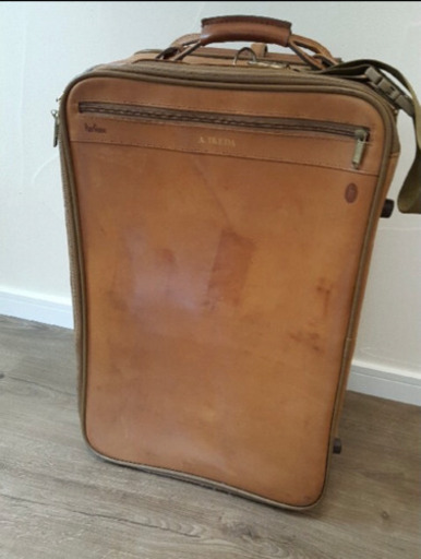 大統領御用達　hartmann ハートマン　キャリー