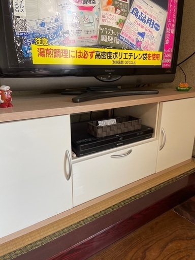 白×ベージュTVボード