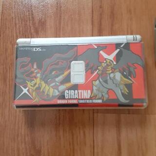 ニンテンドーDS liteシルバーの画像