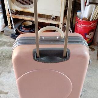 ACクレージュ スーツケースの画像