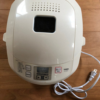 【取引中】ホームベーカリー　ツインバード  PY4435
