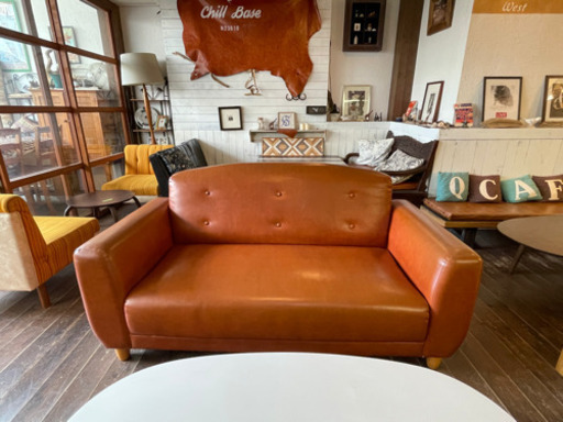 カフェ改装処分2人掛けレザー調ブラウンソファー