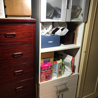 収納棚の画像