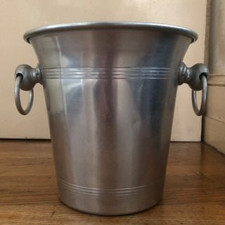 キャンプにも便利、アルミワインクーラーの画像