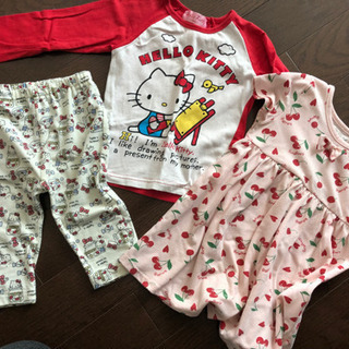 サイズ100（95もあり）女の子リラックス着（キティちゃんと🍒）