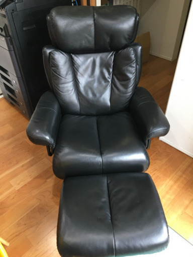 リクライニングチェアー　クロエ　レザー　1人掛けソファー　本革