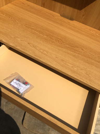 美品 間仕切りパソコンデスク
