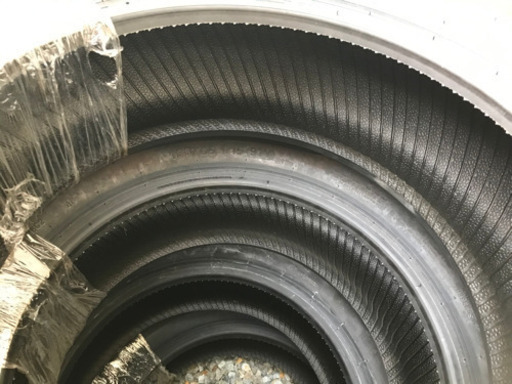 新品未使用　15インチタイヤ4本　195/65R15   