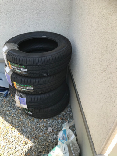 新品未使用　15インチタイヤ4本　195/65R15   