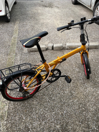 カッコ可愛いミニベロ 折りたたみ自転車6速ギア UberEATS