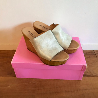 ローズバッド ウェッジソールサンダル ROSEBUD シルバー
